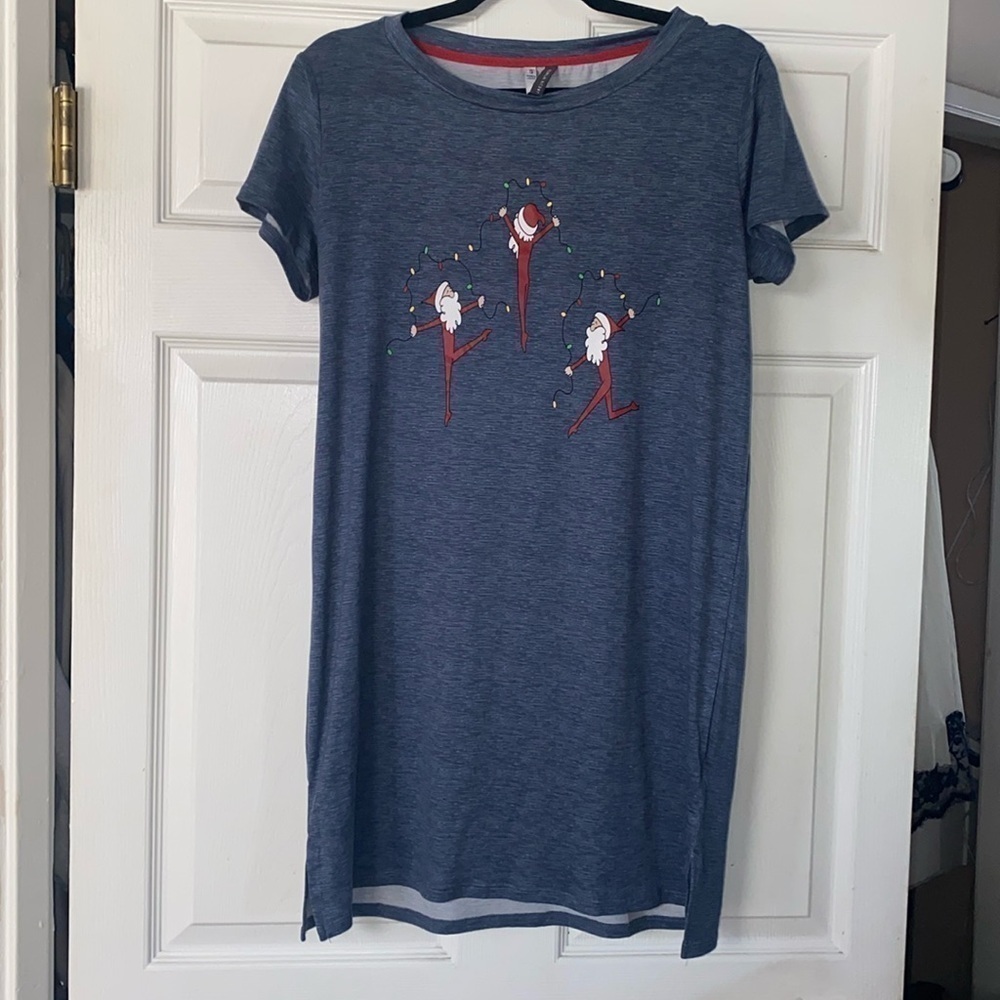 Jaclyn Intimates NWT Christmas Lights Santa Elf Sleep Night Shirt Size Small